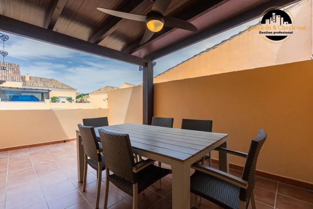 Apartemen Oceano 2 *